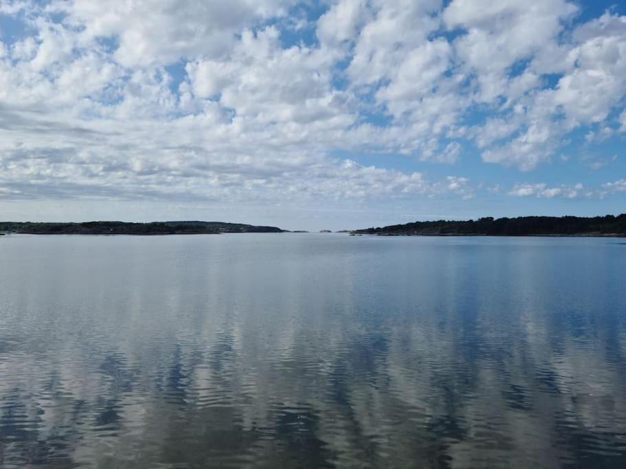 Foertjusande Gaesthus Med Parkering Fjällbacka Exterior foto